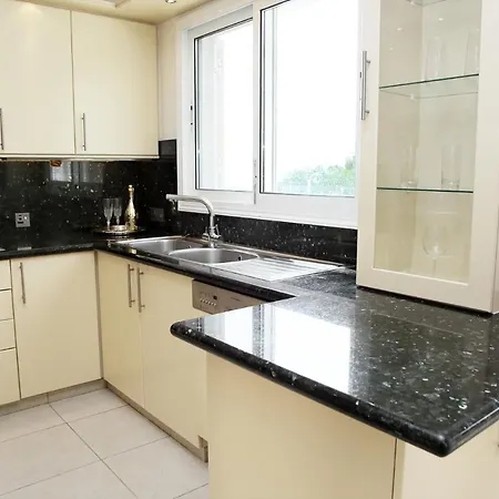 Sea View 3 Bedroom In Central Tala