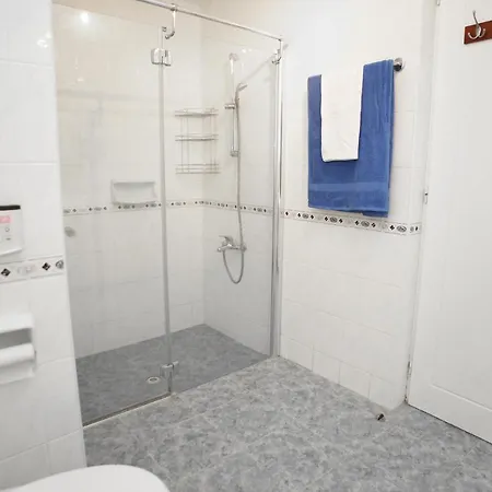 Villa Sea View 3 Bedroom In Central *
