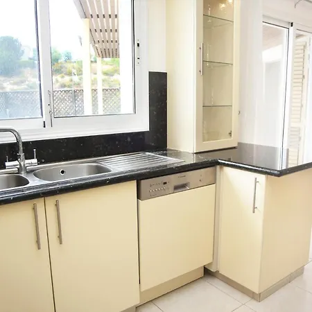 Villa Sea View 3 Bedroom In Central *