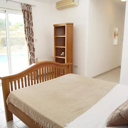 Sea View 3 Bedroom In Central Villa