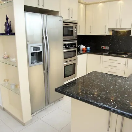 Sea View 3 Bedroom In Central * Tala